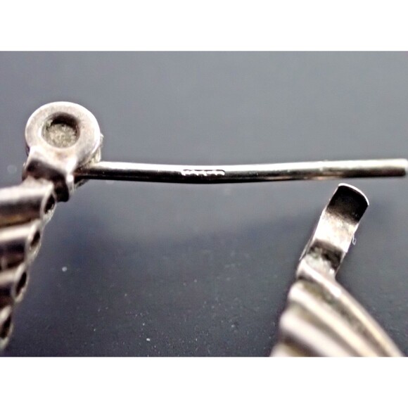 Signed 925 Sterling Silver Twisted Round Hoop Earrings 3.38 grams 1' Pierced - Picture 3 of 9